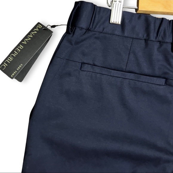 Banana Republic 9" Luxe City Short With Core Temp Technology Navy - Picture 11 of 16